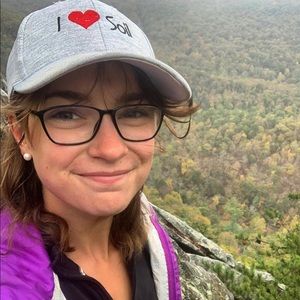 Meet your Posher, Alexandra